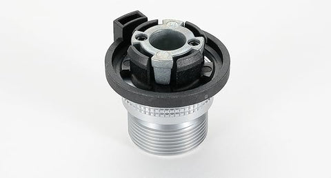 O-Ring Seal Built-In
The material is duralumin, machined and then treated with anodizing, followed by laser marking and an anodized finish.
Due to the inclusion of an NBK packing, there is no leakage even when it is attached to the gas can.