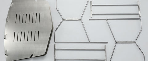 Can be completed in just three steps.
The design features four frame parts (2 grill bridges and 2 base frames).
