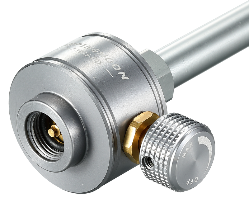 Load image into Gallery viewer, MT-3915-OD CAMPINGMOON Kitchen Cooking Torch Grill Torch Charcoal Starter with Flame Control Valve for BBQ Campfire Fireplace MT-3915 (Gas Fuel Not Included) (Isobutane Torch)