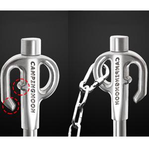 ROUND HOLE & PROTRUSION
Used to connect carabiner, chains, etc.
You can use hammer’s claw or tent stake remover to pull it out from the ground quickly.
Avoid the rope falling off when the wind blows.