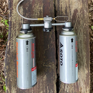 BUILT-IN CHECK VALVE
Equipped with check-valve (self-sealing valve), therefore it is OK to use only one or two butane fuel canister.
(Note: Please remove the adapter from the canister after using.)