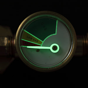 Luminous Dial Gauge
This propane refill elbow adapter features a luminous pressure gauge, enabling you to easily check propane levels even in low light. The gauge displays red for empty, yellow for low, and green for sufficient propane levels.
