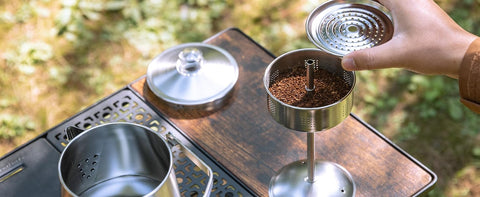 Ensures Smooth and Rich Coffee Extraction
Coffee basket with dense mesh and flow channel for smooth, rich extraction without clogging.