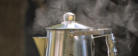 Heat-Resistant Polycarbonate Knob
Clear knob lets you check coffee color while brewing. Screw-off design for easy removal & cleaning.