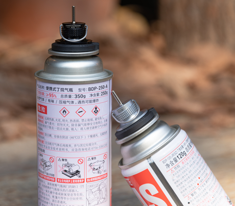Allow the device to rest for one minute after refilling before ignition.