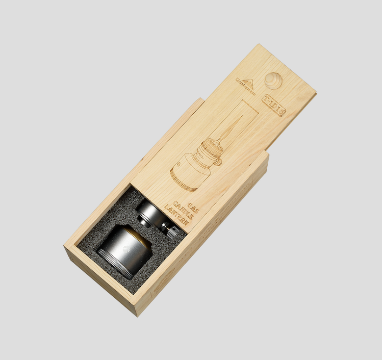 Load image into Gallery viewer, T-1D15 Camping Gas Lantern, Wooden Case Gas Candle with Empty Tank
